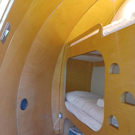 Glenarm Castle Ocean View Pods Hotel Ngoại thất bức ảnh